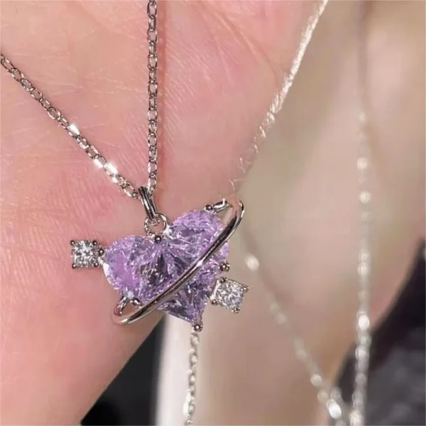 New Fashion Y2K Crystal Heart Planet Pendant Necklace for Women Zircon Aesthetic Charm Clavicle Chain Party Girl Jewelry Gifts